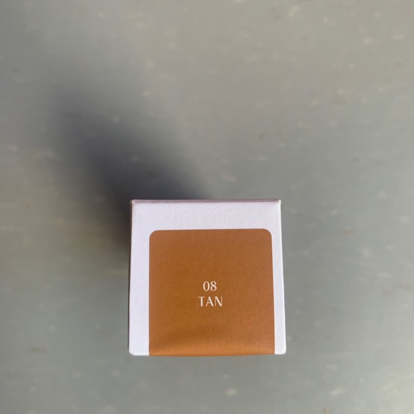 GloWish Multidew Vegan Skin Tint Foundation Tan - Picture 2 of 4